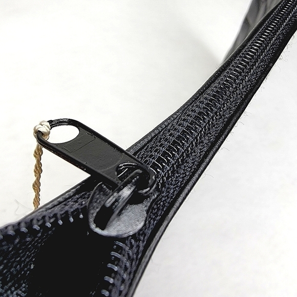 New Estee Lauder Women's Small Accessory Case Black Animal Print w/ Zipper - Picture 6 of 9